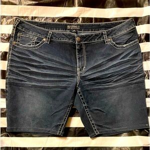 Silver Shorts size 24